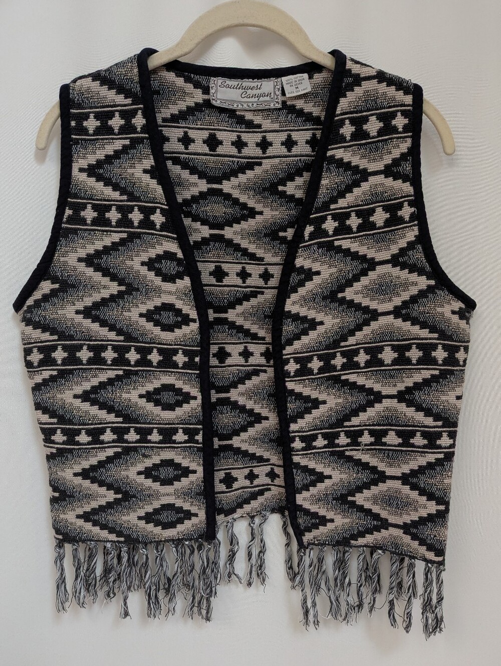VTG Southwest Canyon Western Aztec Cotton Fringe Black Tan Vest Size Medium